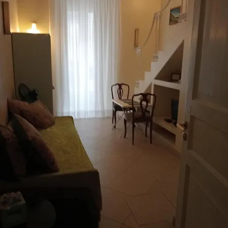 Casa Di Ida 3*